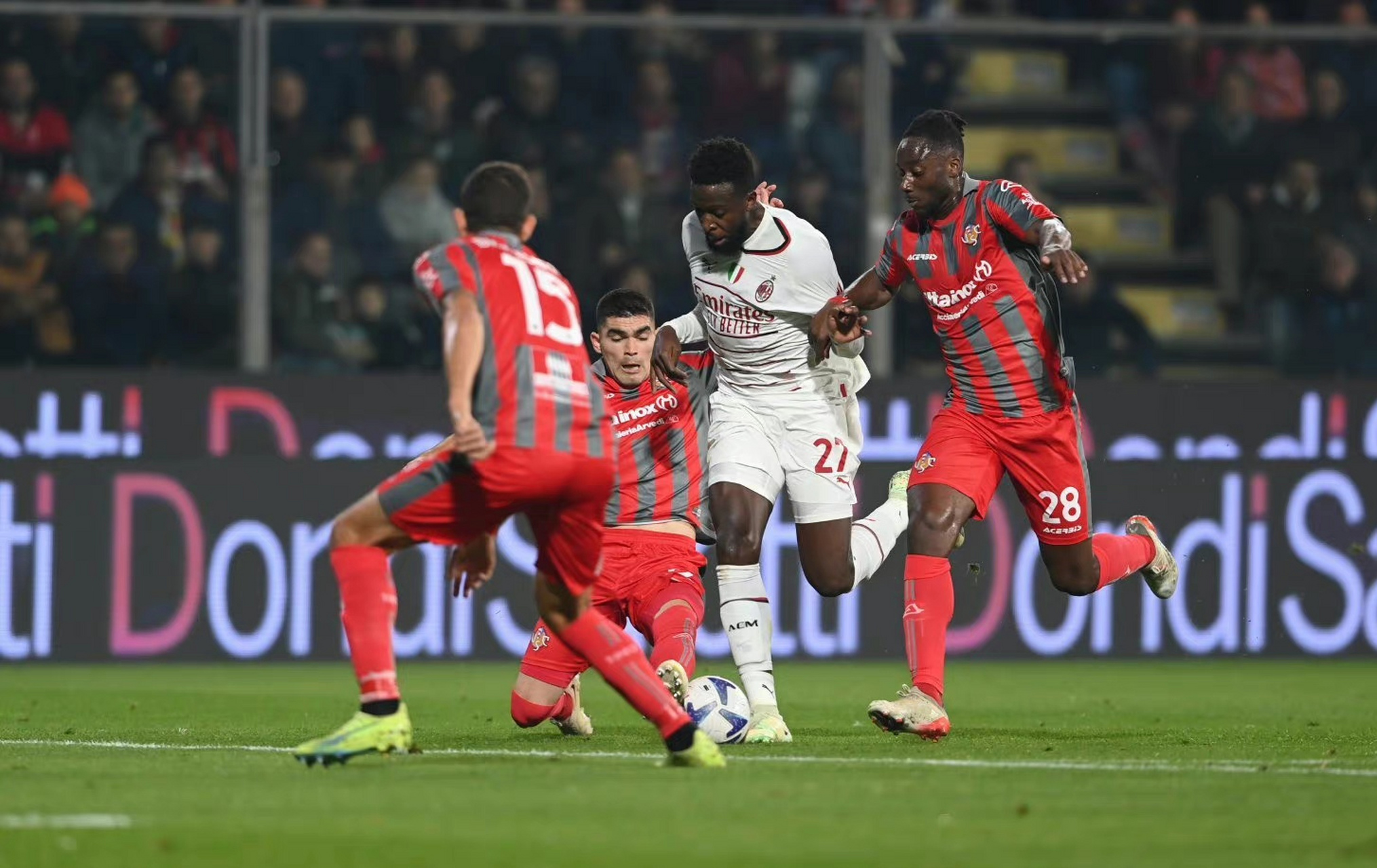 利名帅孔蒂 利名帅孔蒂