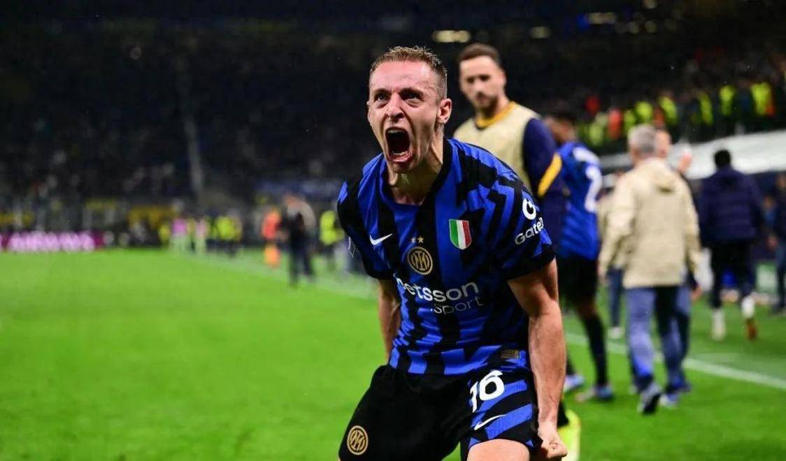 他在赛场上 他在赛场上