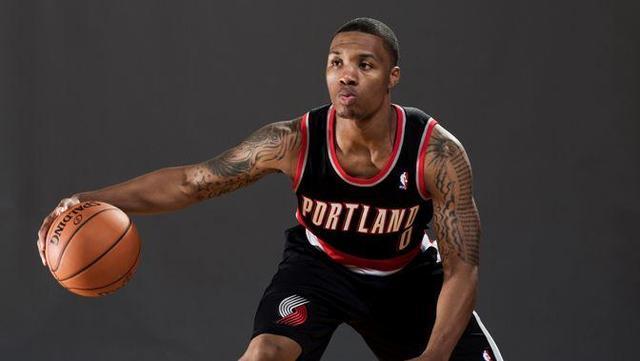 艰难的时刻 艰难的时刻