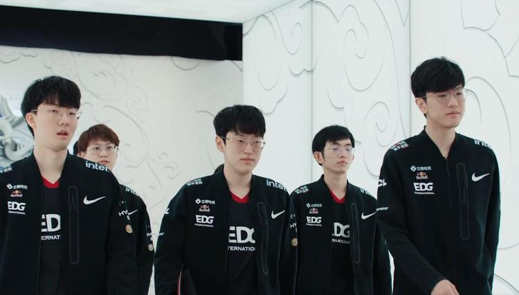 于人与人之 于人与人之