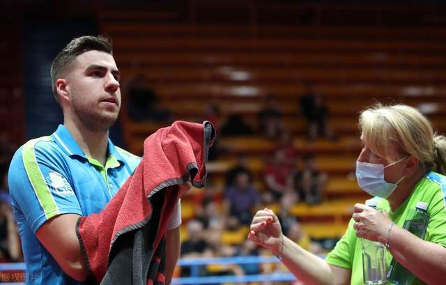 戏剧性对决 戏剧性对决