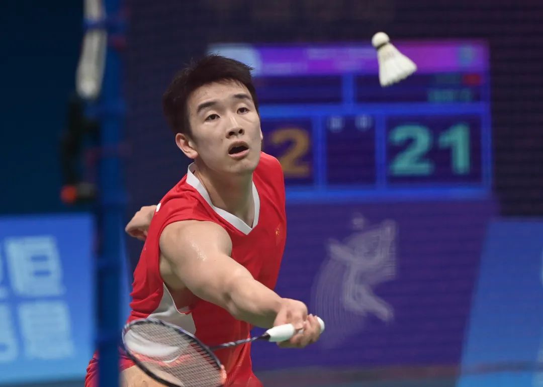 做出最终决 做出最终决